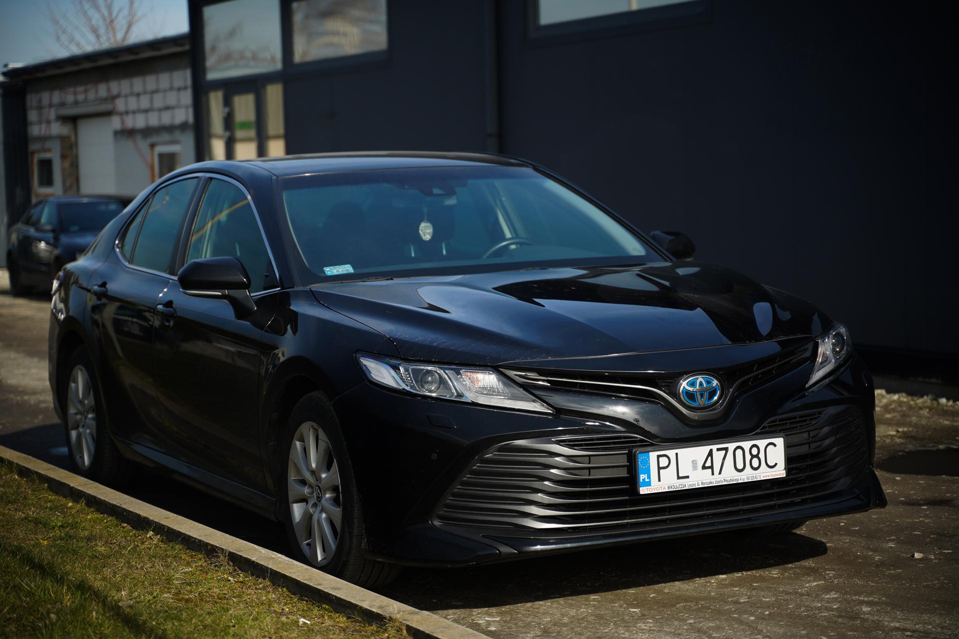 Optima Partner - Аренда TOYOTA CAMRY 2019 Бензиновый 2.5 1150ZŁ в неделю